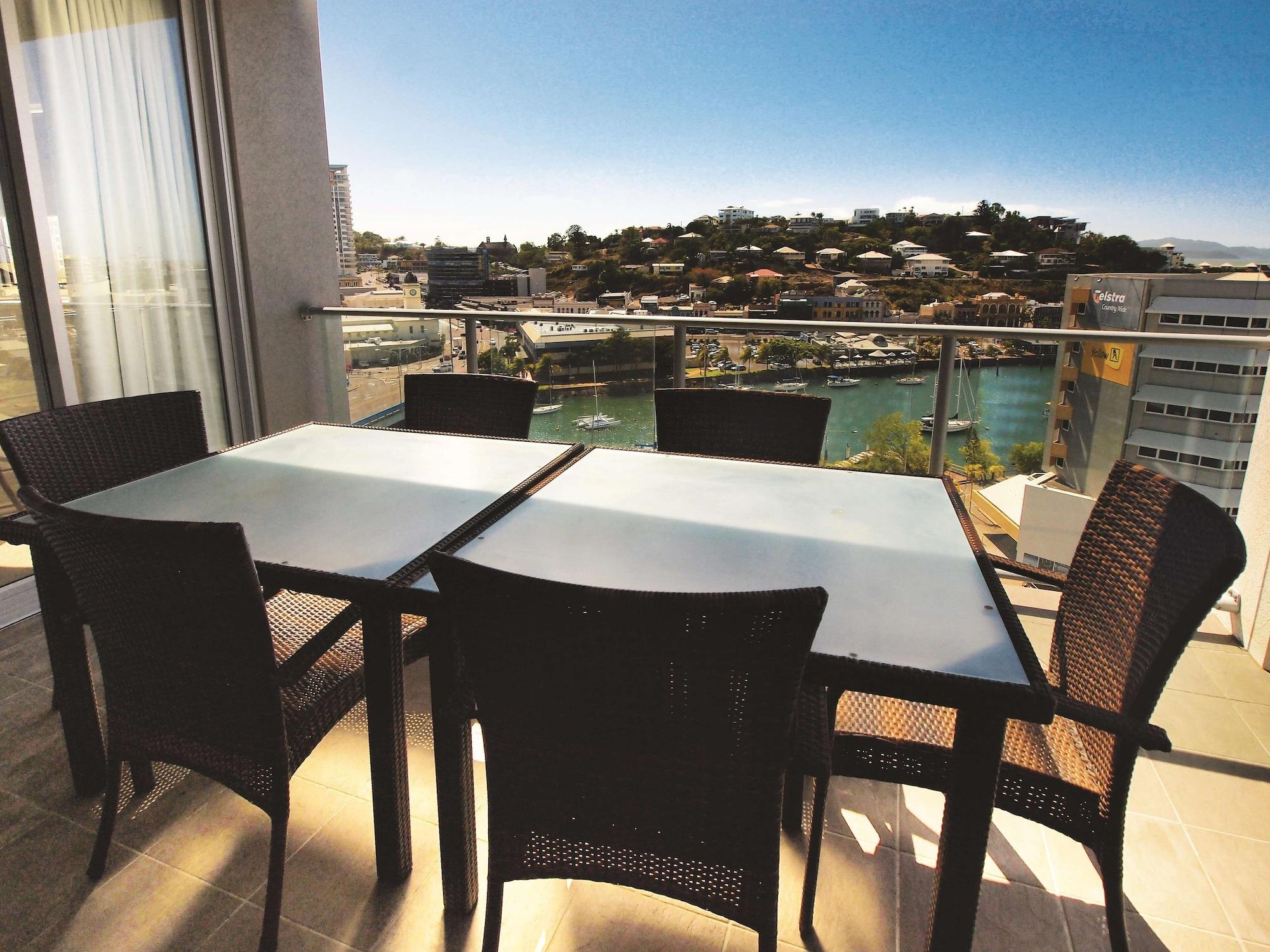Oaks Townsville Gateway Suites Exterior foto